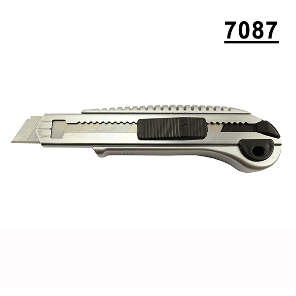 70873